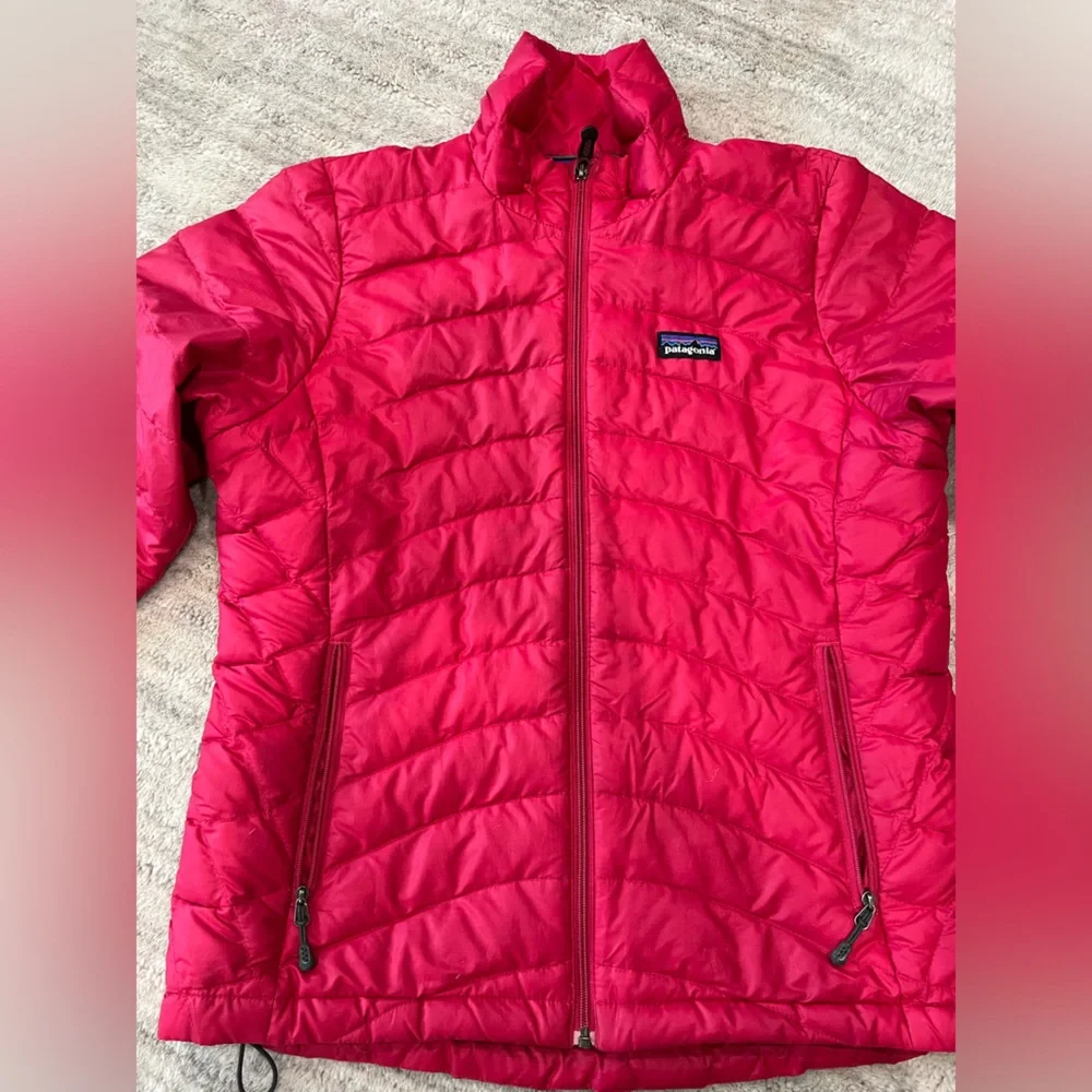 Patagonia Women's Down Sweater Jacket - Picture 2 of 7